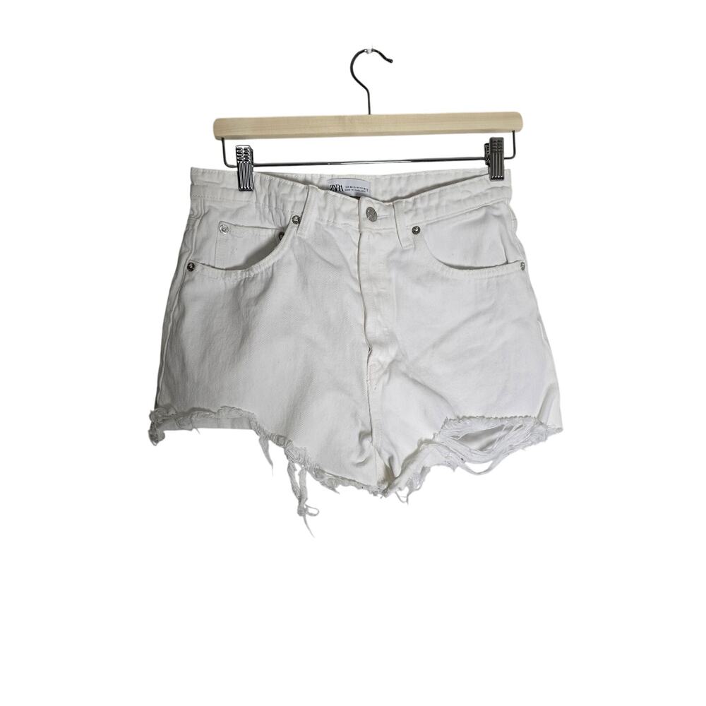 White Denim Shorts Womens 8 Distressed Casual Normcore Cottagecore Streetwear